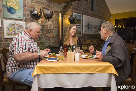 pringle_bay_restaurants_365_bistro_hapy_customers_1538481842