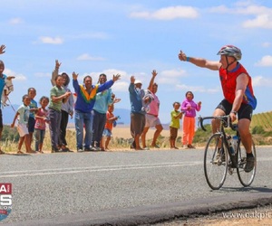 Raka Supports Race to Stanford