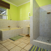 Pik ‘n Wyntjie bathroom