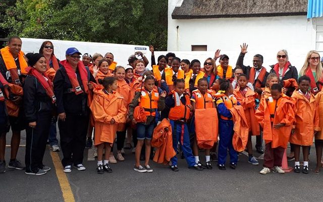 46526066_10156810497567520_860612133589614592_n_1543241452