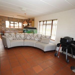 house1_1543930512