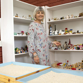 Setting up for sandplay therapy