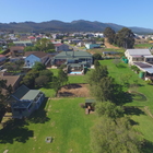 Bird Song Cottage at Town and Country Guesthouse