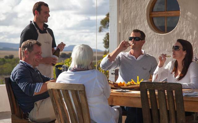 web_grootbos_experience_wine_tour_02_1550137634