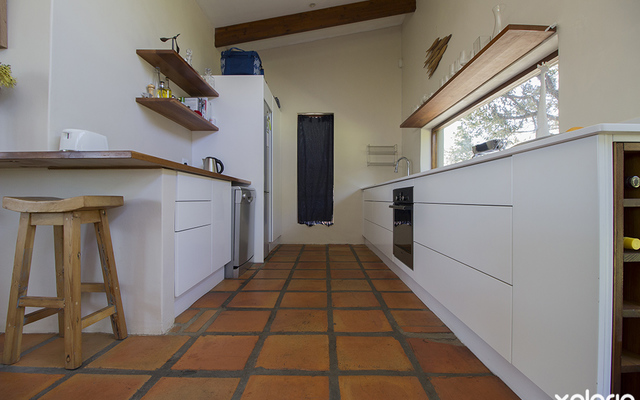 pringle_bay_home_renovation_pfc_kitchen_cupboard_design_white_cupboards_1542037828_1550216313