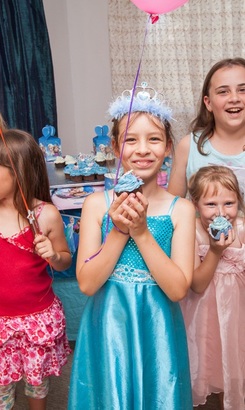 bredasdorp_cake_delights_birthday_party_action_1550231086