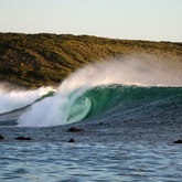 Yellow rock back reef