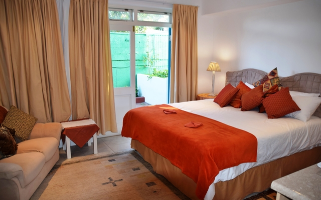 Sandpiper_bed_couch_1_1502957617_1551872086