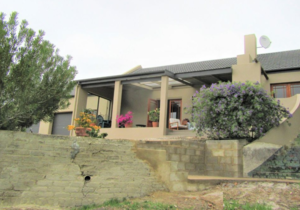 R2,695,000 | 5 Bedroom House For Sale in Napier