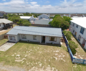 R2,590,000 | 4 Bedroom House for Sale in Arniston