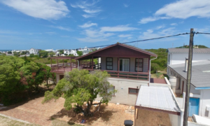 R2,300,000 | 5 Bedroom House for Sale in Arniston