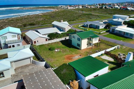 Seeff Struisbaai - Two Storey Cottage