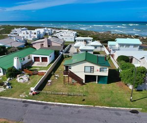 R1 675 000 - Two Storey Holiday Cottage For Sale