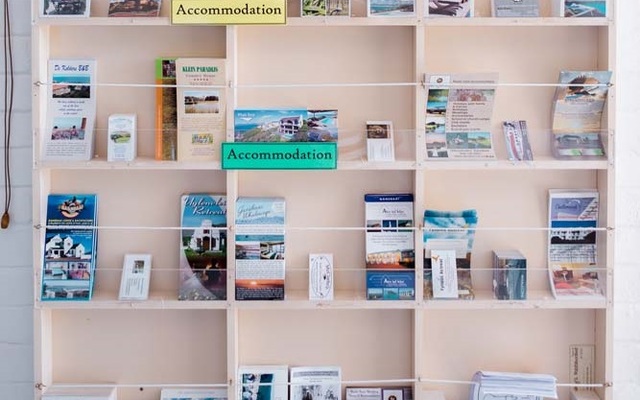Gansbaai_tourism_accomodation_pamflets_1517472576_1556108179