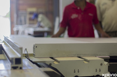 bredasdorp_building_and_construction_callie_kombuiskas_cutting_large_pieces_of_wood_1556191609