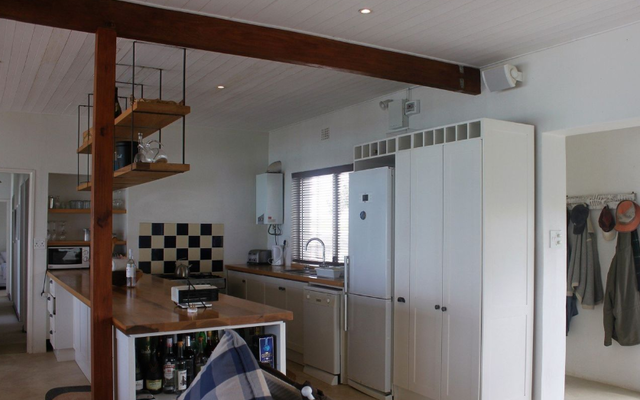 6 Bedroom House - Arniston - Kitchen