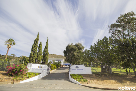 bredasdorp_education_high_school_hoerskool_bredasdorp_outside_view_1556278862