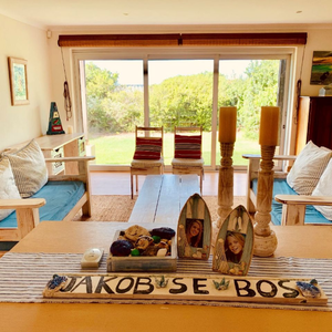 Seeff Gansbaai - 5 Bedroom house for sale in Kleinbaai - Living area