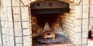 Seeff Gansbaai - 5 Bedroom house for sale in Kleinbaai - Fire place