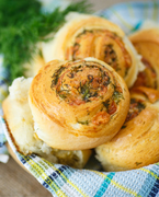 Recipe: Super Savoury Bread Rolls