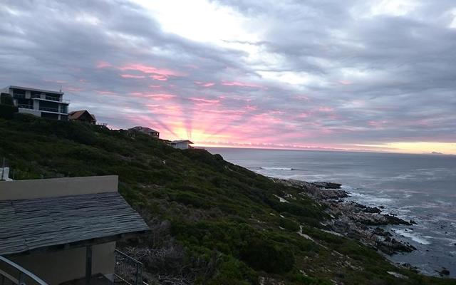 28166600_1599792416764170_1057460412069858794_n_1519209049_1558703468