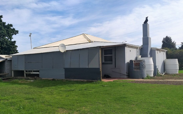 bredasdorp_seeff_bredasdorp_4_bedroom_house_for_sale_in_Bredasdorp_Main_house_outside_1559306534