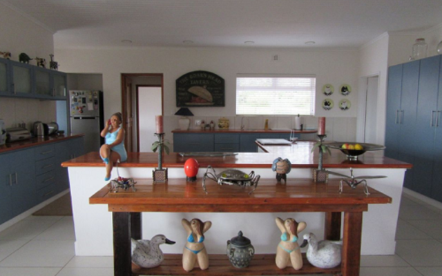 seeff_napier_3_bedroom_house_kitchen_1560439666