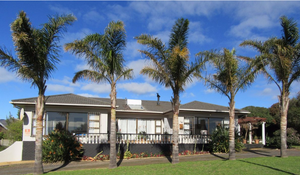 5 Bedroom House For Sale in Napier | R2,800,000
