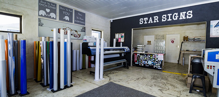 bredasdorp_media_technology_star_signs_vinyal_perspex_plastic_products_1560861698