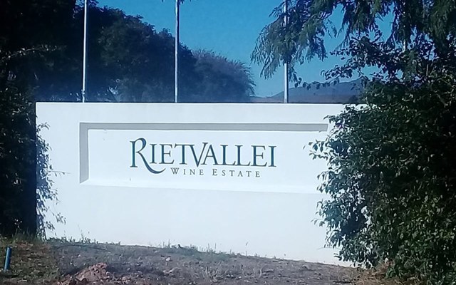 Rietvallei_Wine_Estate_1562767593