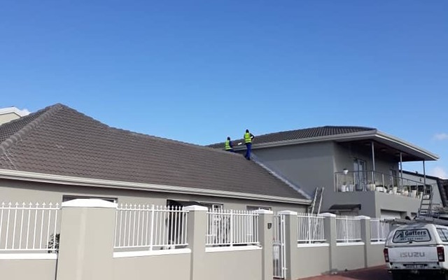 a1_gutters_seamless_aluminium_gutters_1562856151 a1_gutters_seamless_aluminium_gutters_1562856151