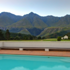 Swellendam - Gaikou Lodge - Swimming pool with sweeping mountain views Swellendam - Gaikou Lodge - Swimming pool with sweeping mountain views