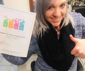 We Now Have a Barber Lady at the Salon!