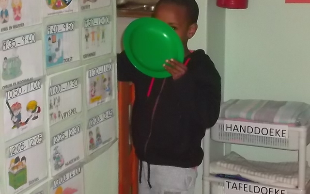 PK_Making_sure_nothing_s_left_on_the_plate_1565775609