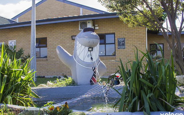 gansbaai_education_high_school_gansbaai_academia_mascot_in_entrancarea_1563537663_1566313195