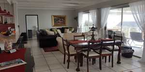 amazing_grace_upstairs_dining_area_1565269100_1567505324