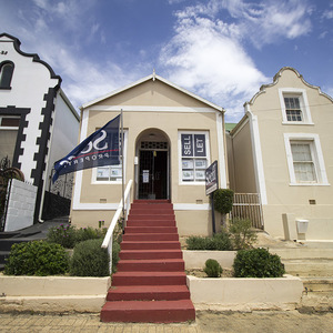 napier_realty_estate_agents_seeff_napier_outside_view_1543579763_1568370894