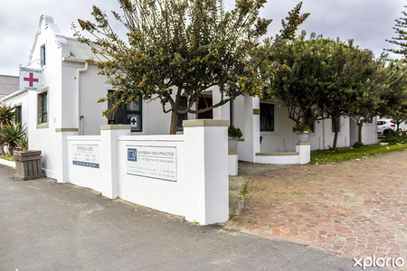 gansbaai_medical_services_gansbaai_medipractice_outside_view_1569417577