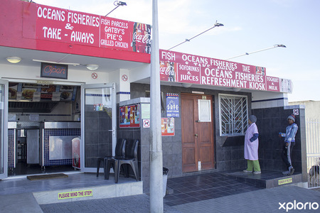 kleinmond_take_away_oceans_fisheries_outside_shop_1531302862_1569422915