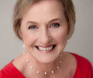 Elsa Winckler Wins ATKV - Woordveertjies Again!