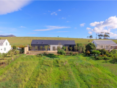 R2,780,000 | 3 Bedroom House For Sale In Napier