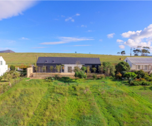 R2,780,000 | 3 Bedroom House For Sale In Napier