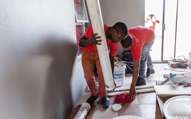 DJ_plumbing_team_working_1519893030_1570191521 DJ_plumbing_team_working_1519893030_1570191521