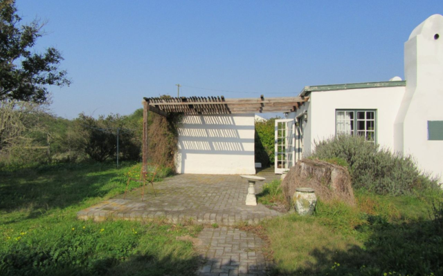 home_yard_1570689600