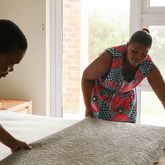 Betty's Bay - Happy Homes Hangklip - Tidying Bed