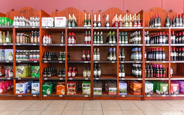 Kleinbaai_one_stop_liquor_store_1520926812_1573480801