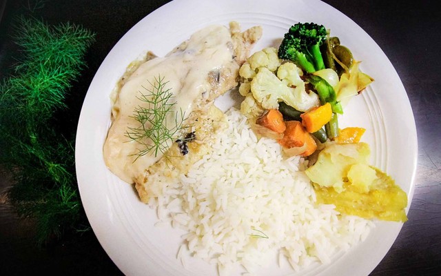 mc_clarke_hide_away_food_1_1508502715_1573538763 mc_clarke_hide_away_food_1_1508502715_1573538763