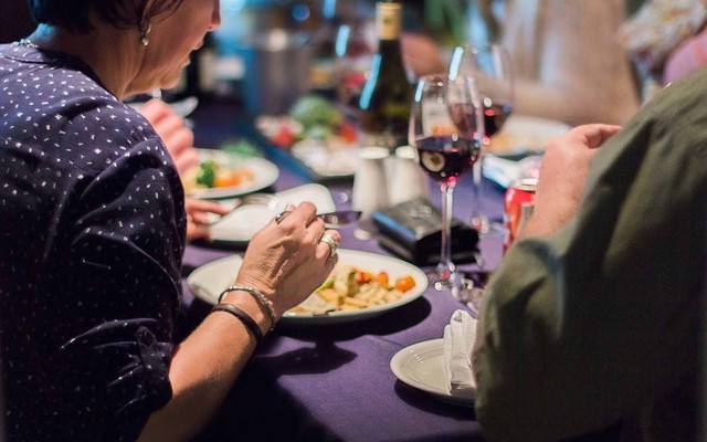 mc_clarke_hide_away_people_eating_1508502399_1573538762 mc_clarke_hide_away_people_eating_1508502399_1573538762