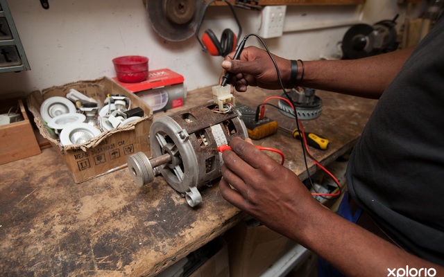 struisbaai_building_construction_electroserve_workshop_2_1543906102_1573800068