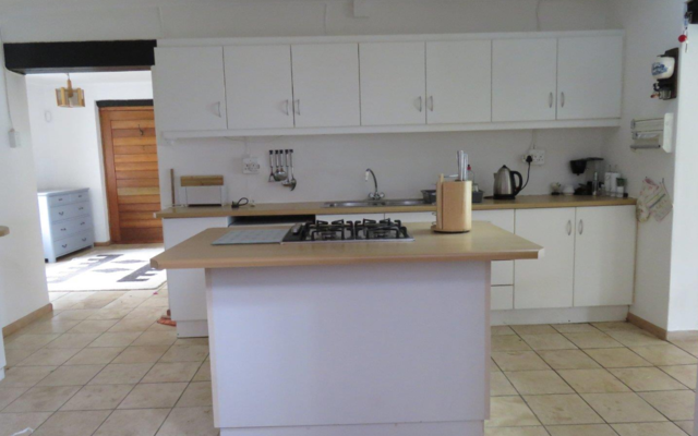 seeff_kitchen_area_1573800972